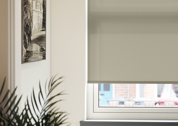 Roma (FR), Latte - Twist&Fit Roller Blind - Image 5